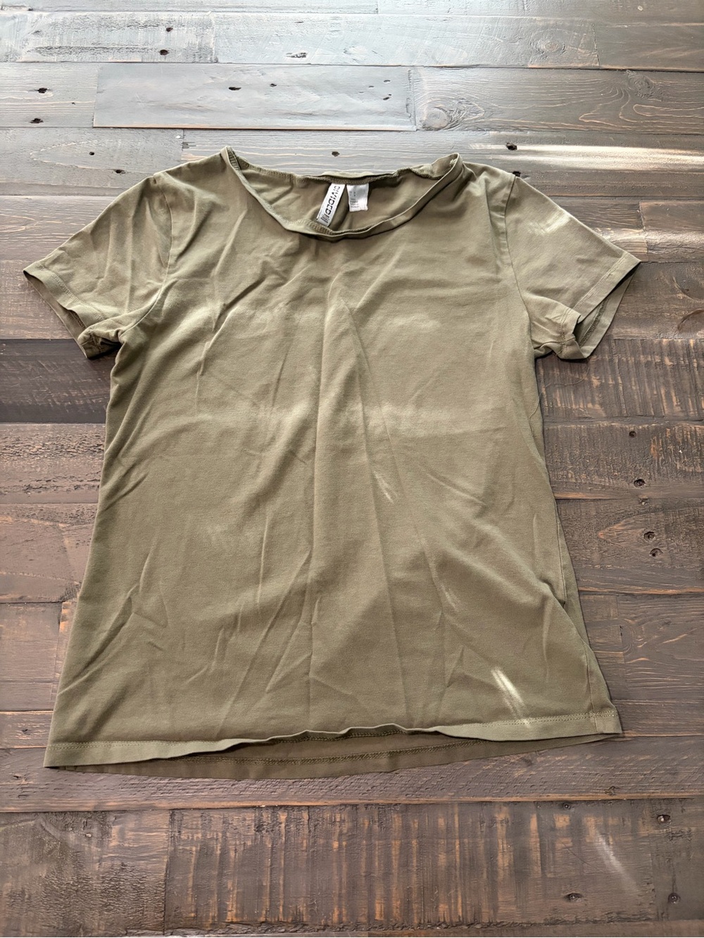 H&M Divided Basics Women’s Medium Olive Green Short Sleeve T-Shirt